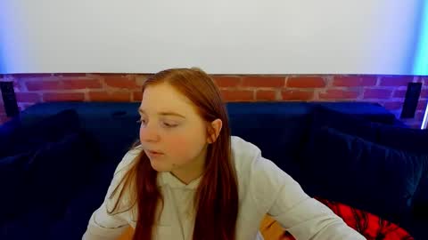 Katty online show from 10-31-25, 06:47