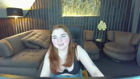 Snapshot of katty_rose8 chatting on 04-29-26, 05:30 Katty online show from 04-29-26, 05:30