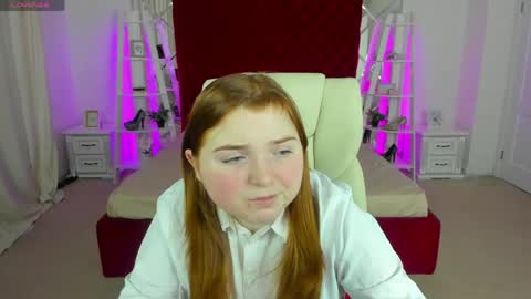 Snapshot of katty_rose8 chatting on 05-31-26, 05:42 Katty online show from 05-31-26, 05:42