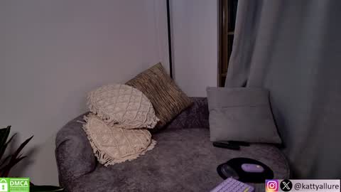 Snapshot of kattyallure chatting on 12-07-24, 11:12 Katty online show from 12-07-24, 11:12