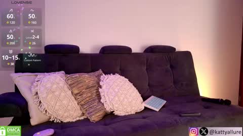 Snapshot of kattyallure chatting on 02-20-25, 11:21 Katty online show from 02-20-25, 11:21