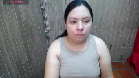 Snapshot of katy2425 chatting on 10-28-25, 02:59 Katy online show from 10-28-25, 02:59