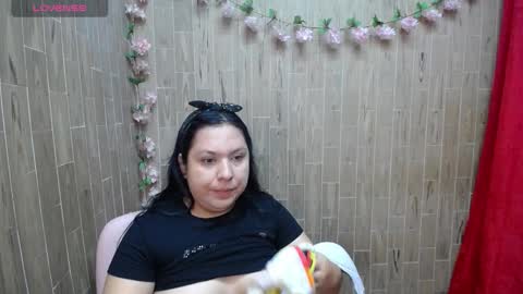 Snapshot of katy2425 chatting on 10-29-25, 01:41 Katy online show from 10-29-25, 01:41