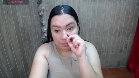 Snapshot of katy2425 chatting on 11-19-25, 07:03 Katy online show from 11-19-25, 07:03