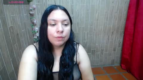 Snapshot of katy2425 chatting on 12-05-25, 04:43 Katy online show from 12-05-25, 04:43