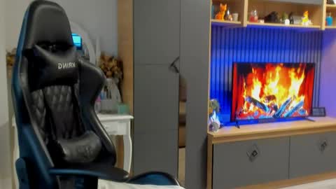 Katy online show from 04-09-26, 05:07