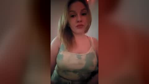 Snapshot of katy_brie chatting on 07-17-26, 03:46 Katy Brie online show from 07-17-26, 03:46