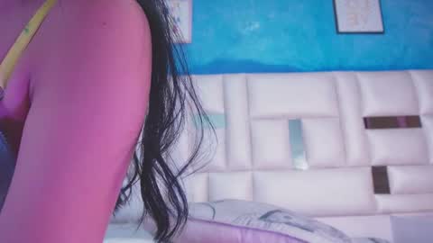 Snapshot of katy_rios_ chatting on 02-20-25, 12:04 Katy online show from 02-20-25, 12:04