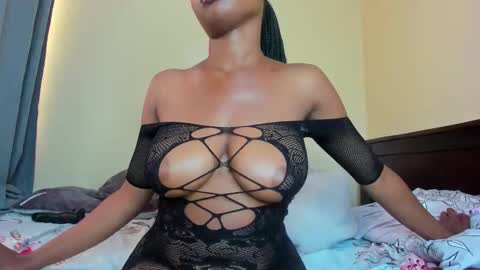 Snapshot of katy_washington chatting on 01-14-26, 08:20 Katy online show from 01-14-26, 08:20