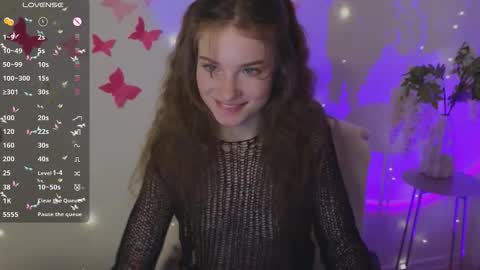 Snapshot of katyaa_lover chatting on 12-18-25, 04:24 Katya online show from 12-18-25, 04:24