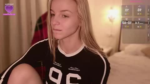 Snapshot of katyacherryy chatting on 02-07-26, 02:15 Katya online show from 02-07-26, 02:15