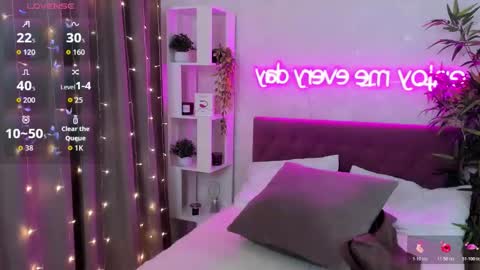 Kate online show from 02-15-26, 05:26