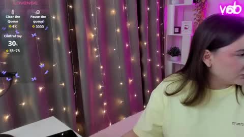 Snapshot of katyaneilson chatting on 04-25-26, 06:38 Kate online show from 04-25-26, 06:38