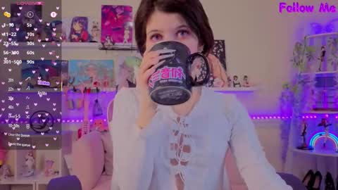 Snapshot of katyazaitseva chatting on 11-16-25, 01:49 Katya online show from 11-16-25, 01:49