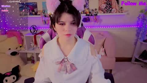 Snapshot of katyazaitseva chatting on 12-01-25, 01:27 Katya online show from 12-01-25, 01:27