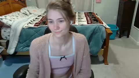 Katy online show from 02-23-25, 07:44