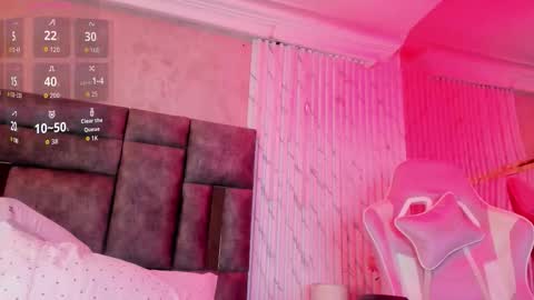 Snapshot of katyparisi chatting on 02-01-26, 08:51 Katy Parisi online show from 02-01-26, 08:51