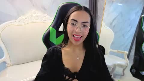 Snapshot of katyrider_a chatting on 10-03-25, 01:30 katyrider_a online show from 10-03-25, 01:30