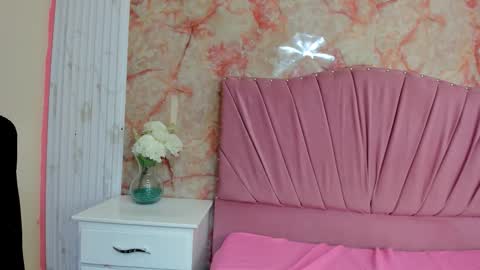 Snapshot of katysweetas chatting on 12-14-25, 07:51 katysweetas online show from 12-14-25, 07:51