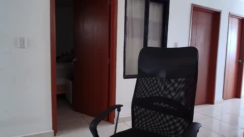 Snapshot of kaurilop chatting on 12-30-24, 05:13 Kauri Lop online show from 12-30-24, 05:13