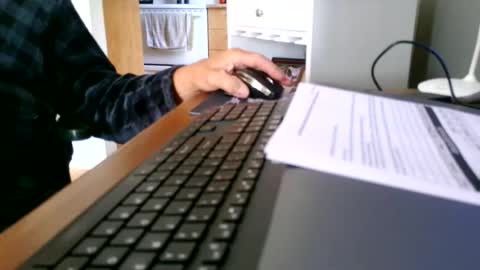 Snapshot of kawa98karbu chatting on 06-22-26, 12:24 kawa98karbu online show from 06-22-26, 12:24
