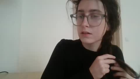 Snapshot of kawaii_snowflake chatting on 11-30-25, 12:53 kawaii snowflake online show from 11-30-25, 12:53