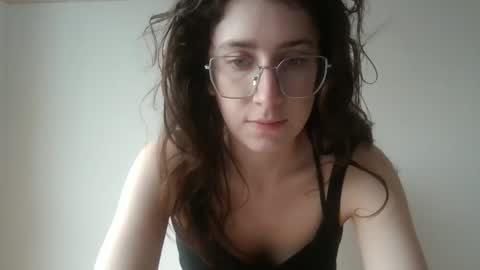 Snapshot of kawaii_snowflake chatting on 02-10-26, 09:24 kawaii snowflake online show from 02-10-26, 09:24