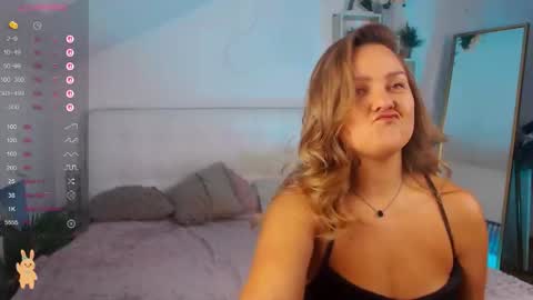 Snapshot of kaya_davies chatting on 10-04-25, 10:19 Kaya online show from 10-04-25, 10:19