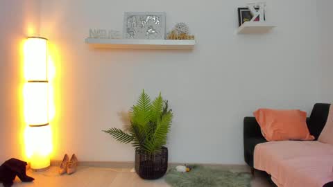 Snapshot of kaya_kiss chatting on 01-27-25, 01:30 Kaya online show from 01-27-25, 01:30