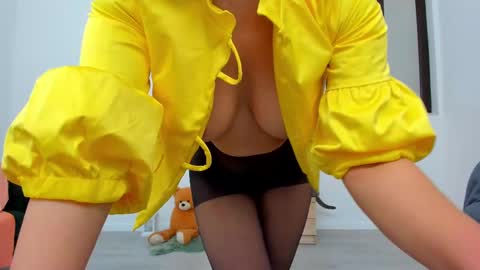 Snapshot of kaya_kiss chatting on 03-07-25, 04:13 Kaya online show from 03-07-25, 04:13