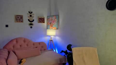 Kaya online show from 09-15-25, 04:01