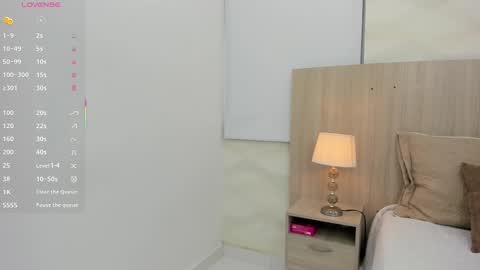   online show from 12-18-25, 03:23