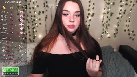 Snapshot of kayacherry chatting on 12-25-24, 01:10 Alice online show from 12-25-24, 01:10