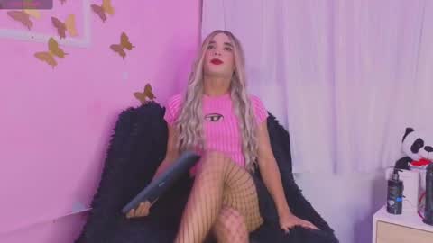 Cattleya stone online show from 02-15-25, 08:01