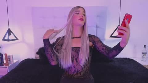 Cattleya stone online show from 03-06-25, 05:24