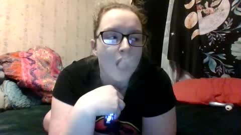 Snapshot of kaybug98 chatting on 03-09-25, 02:39 kaybug98 online show from 03-09-25, 02:39