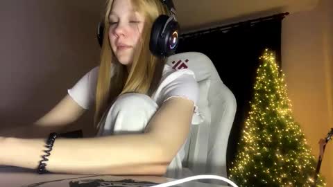 Amia online show from 02-04-26, 06:14