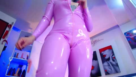 CAMILA online show from 03-11-25, 02:40