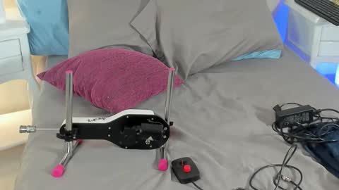 kaylachannell online show from 02-04-26, 03:34