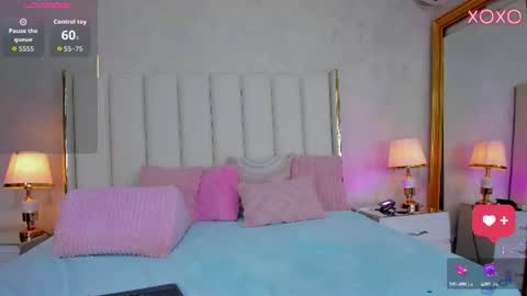 Snapshot of kayladavies_ chatting on 06-25-26, 09:19 kayladavies_ online show from 06-25-26, 09:19