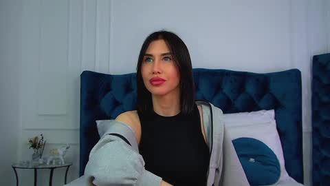 Snapshot of kaylamous chatting on 05-17-26, 06:15 Kayla online show from 05-17-26, 06:15