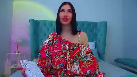 Snapshot of kaylamous chatting on 06-28-26, 06:36 Kayla online show from 06-28-26, 06:36
