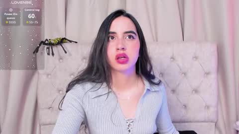 Snapshot of kaylee_lee chatting on 10-22-25, 04:13 kaylee_lee online show from 10-22-25, 04:13