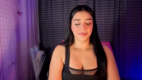 Kaylee online show from 12-17-25, 05:41