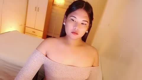 Y O U R        F U T U R E       K A Y L E E  online show from 09-15-25, 08:31