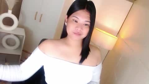 Snapshot of kayleepinay chatting on 02-27-26, 04:29 Y O U R F U T U R E K A Y L E E online show from 02-27-26, 04:29