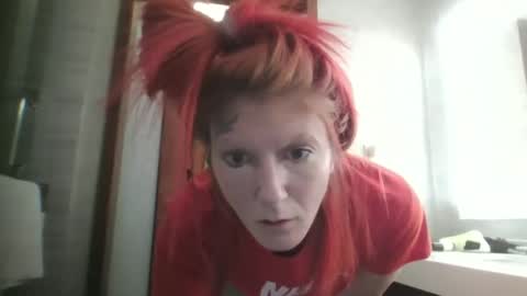 kayleerider32 online show from 12-14-25, 01:00