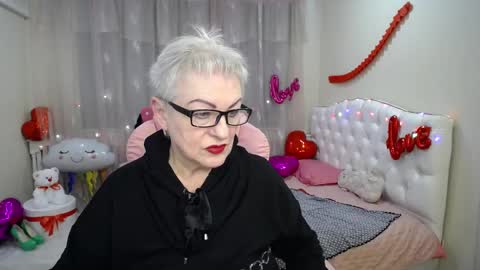 kaylesmoll online show from 02-12-25, 02:14