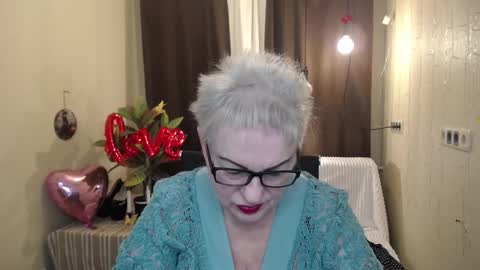 kaylesmoll online show from 02-15-25, 11:47