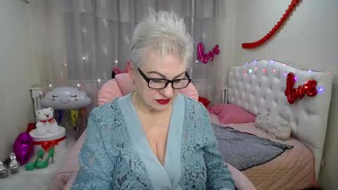 kaylesmoll online show from 02-19-25, 11:36